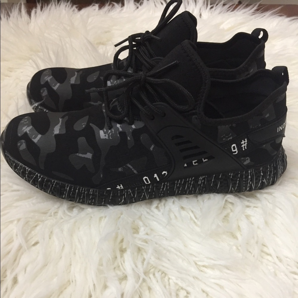 NWOT Indestructible Work Shoes